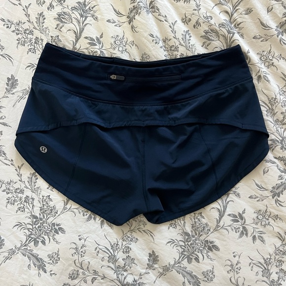 [SOLD] Lululemon Speed Up Short 2.5” True Navy - Picture 3 of 5